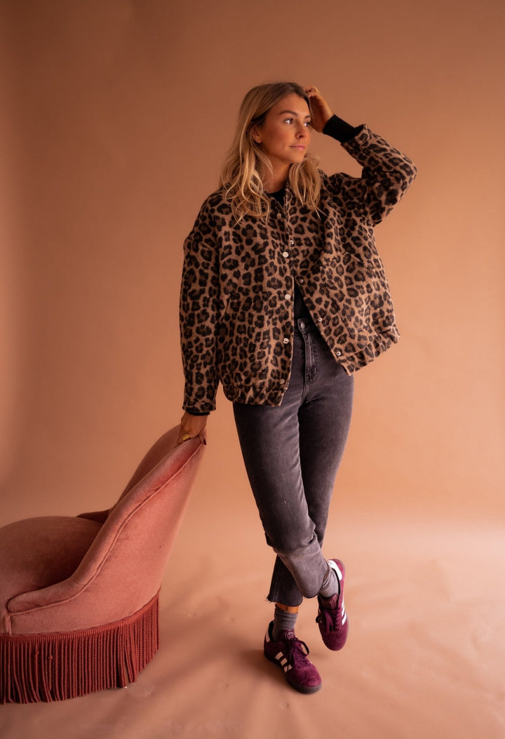 Eliara |  Chaqueta con estampado de leopardo